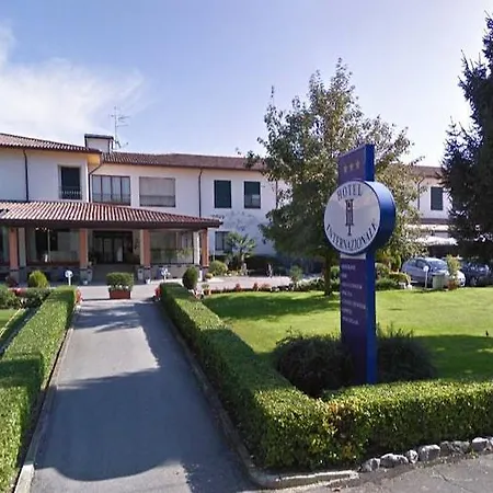 Internazionale Hotel 3*