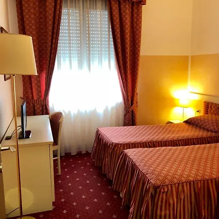 Internazionale 호텔 3*