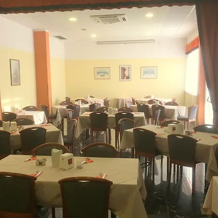 호텔 Internazionale