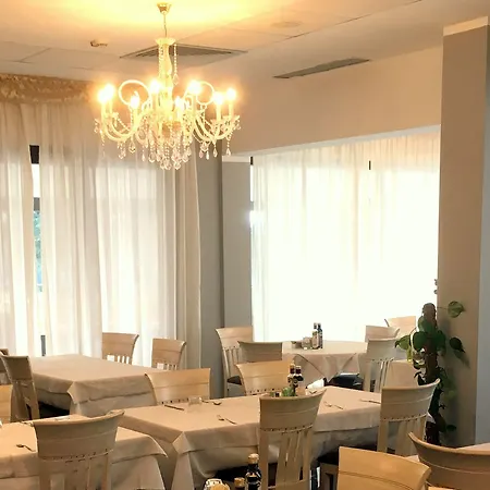 Hotel Internazionale 3*