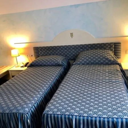 호텔 Internazionale 고리치아